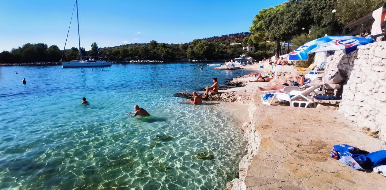 Apartment Okrug Gornji - Trogir With Sea View 外观 照片