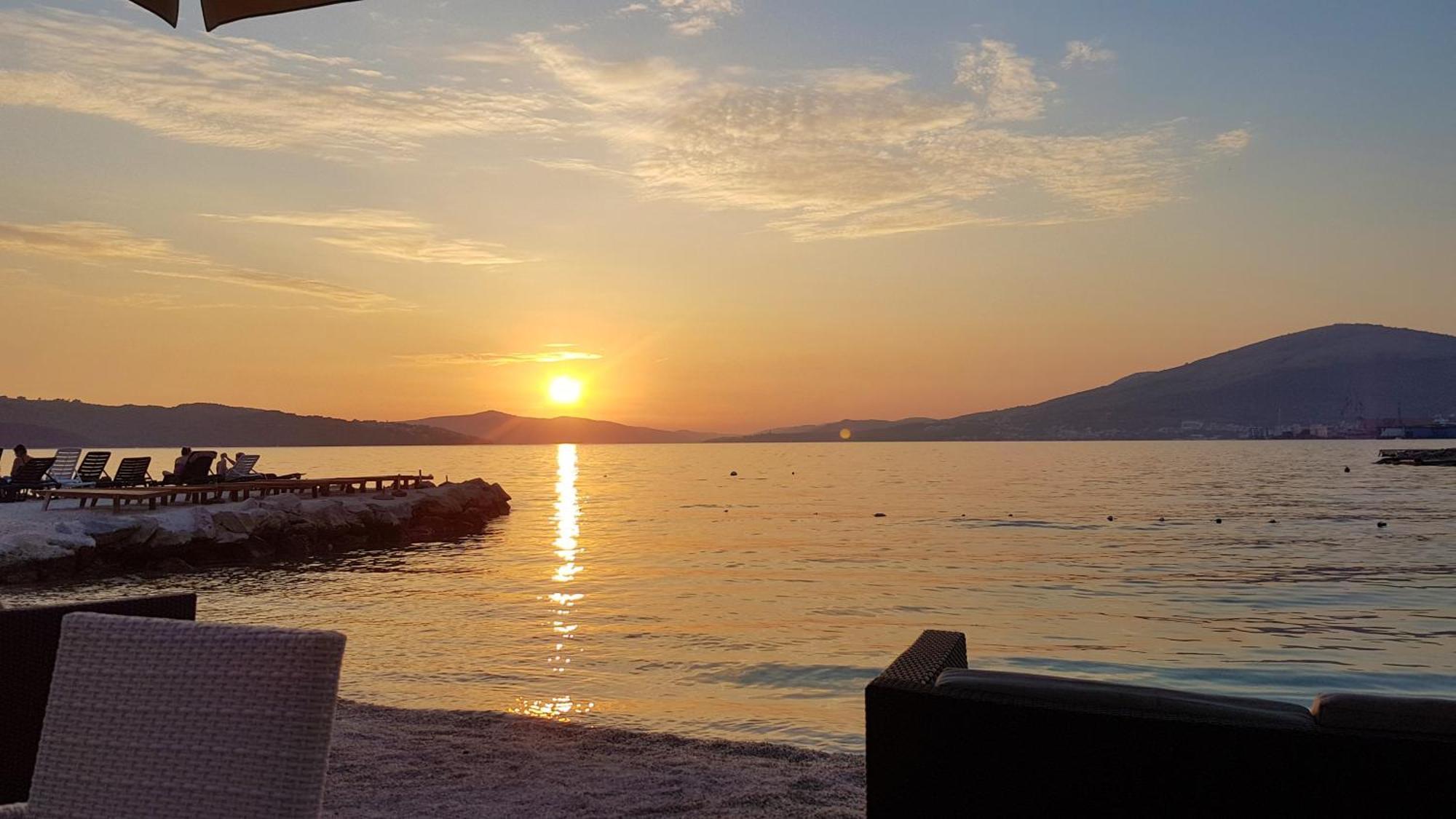 Apartment Okrug Gornji - Trogir With Sea View 外观 照片